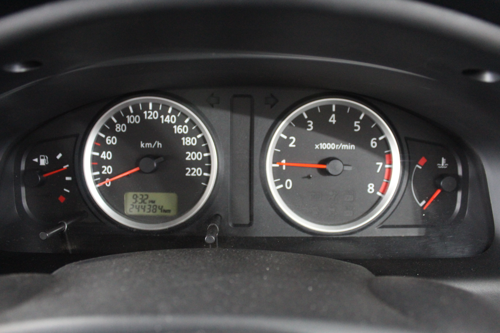 GOURMIA 7.6 L (8 Qt.) Digital Air Fryer with Touchscreen Controls and Pre-S