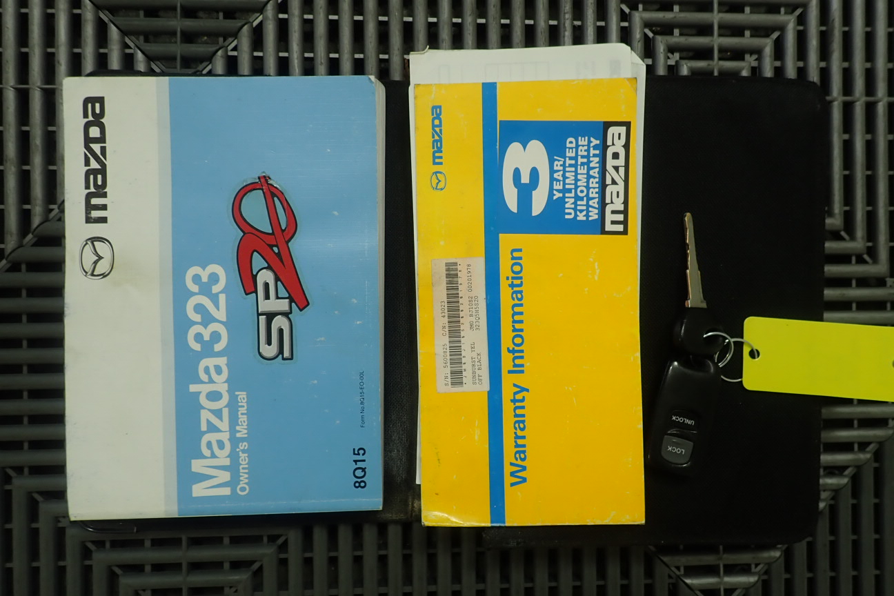 Wolf Blass Red Label Pinot Grigio (6x 750mL).