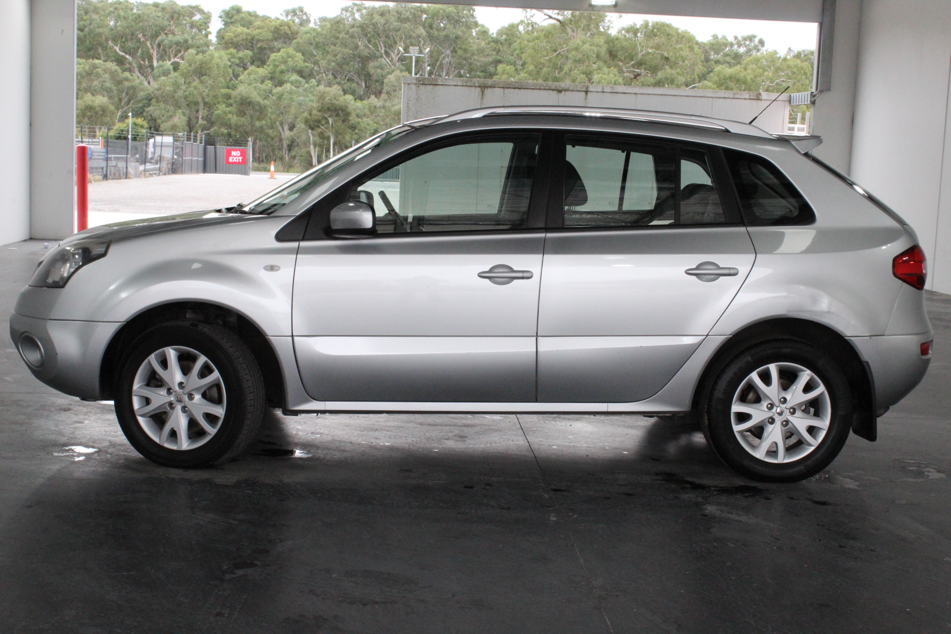 2004 Toyota Hilux DBLE CAB 4X2 Automatic Dual Cab