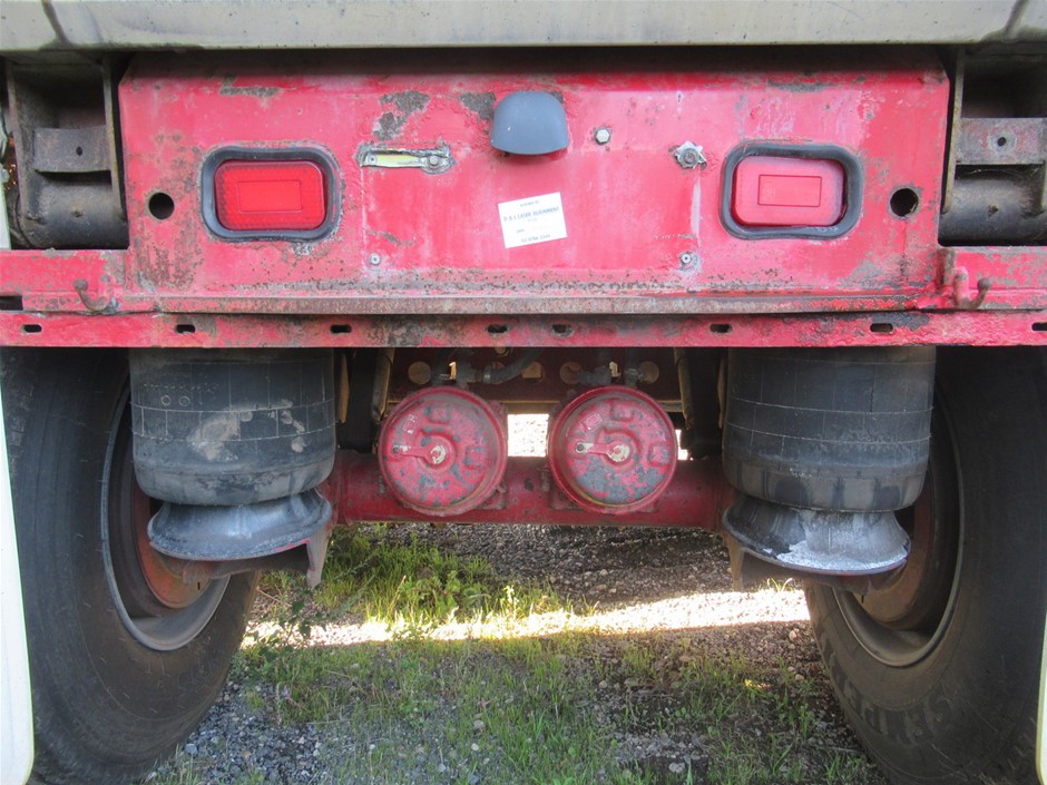 2 Monkeys Semillon Sauvignon Blanc 2025 (12x 750mL) SEA