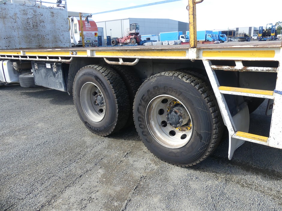 Circle of Friends Pink Moscato Slimline Cans NV (24x 250mL) Limestone Coast