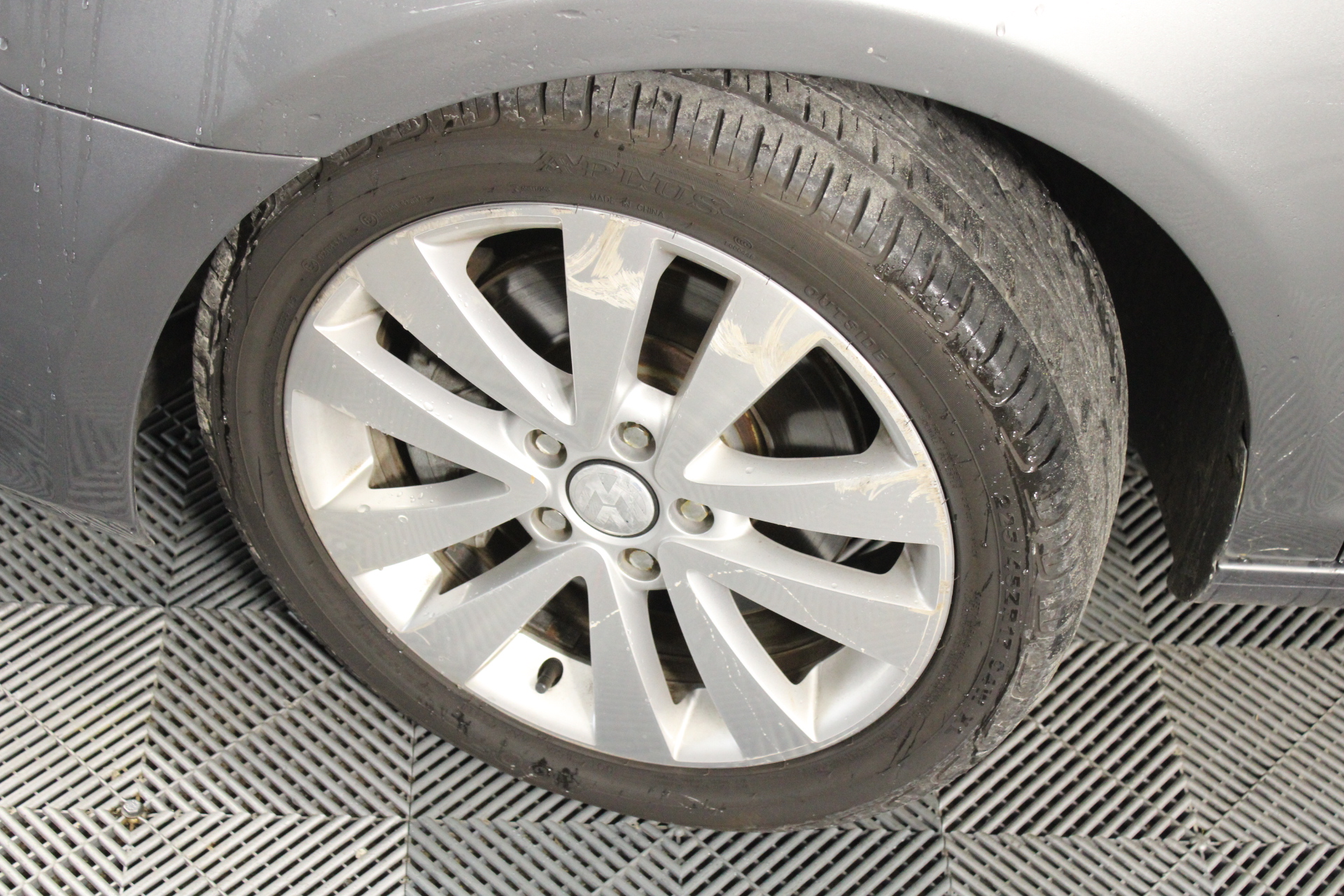 Helen & Joey Estate Cleanskin Merlot Cabernet Sauvignon 2019 (6x 750mL) VIC