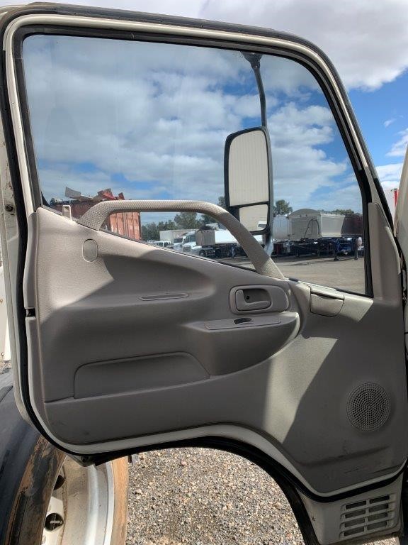 Magic Box Shiraz 2019 (6x 750mL) SEA