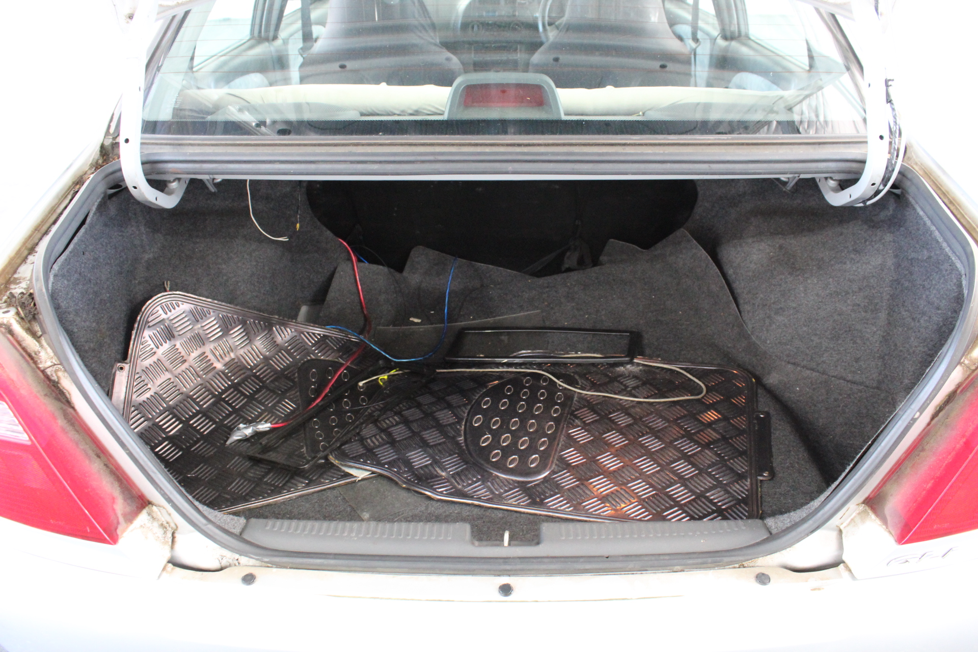 22K/Italy Gold Filled Earring -(stamped 22K/Italy)-Warranty Quality