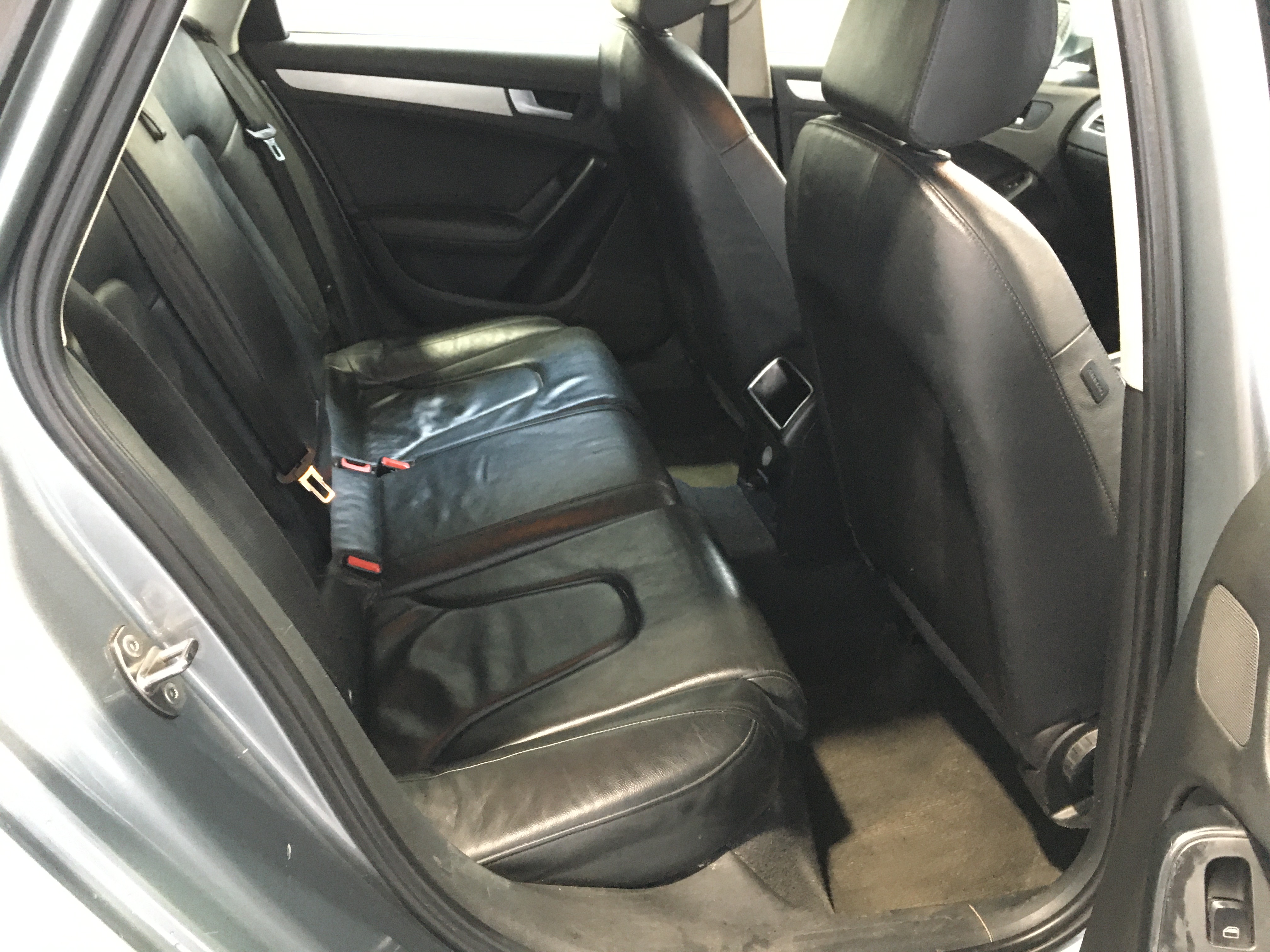 IGLOO Sport Roller Beverage Cooler (Majestic Blue, 5-Gallon)