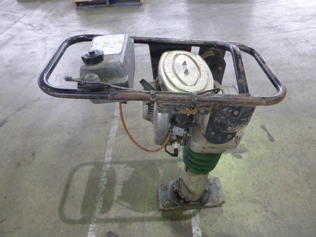 SIERRA DESIGNS Outdoor Blanket, 183cm x 183cm, Sand White.