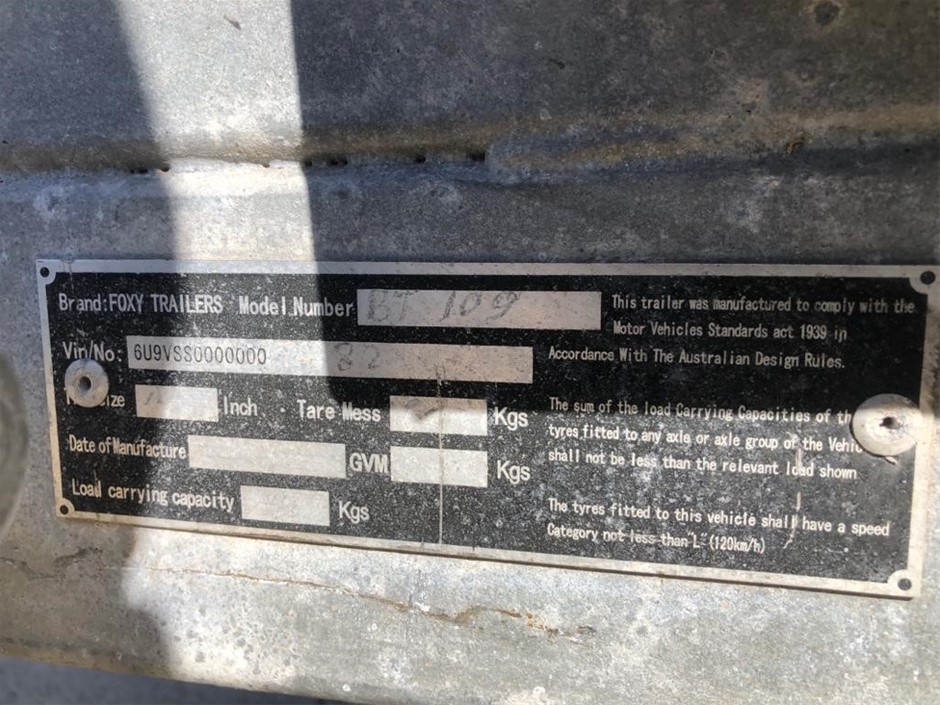 Bosu Home Gym Equipment The Original Balance Trainer 26 Inch Diameter.