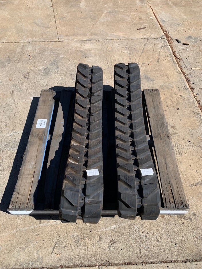 HUNTER SPORTS Peewee Dirt Scooter with All Terrain Pneumatic Tyres