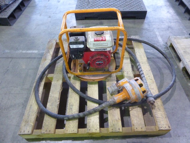 Lionel Harry Potter Hogwarts Express Ready-to-Play Train Set with Bluetooth