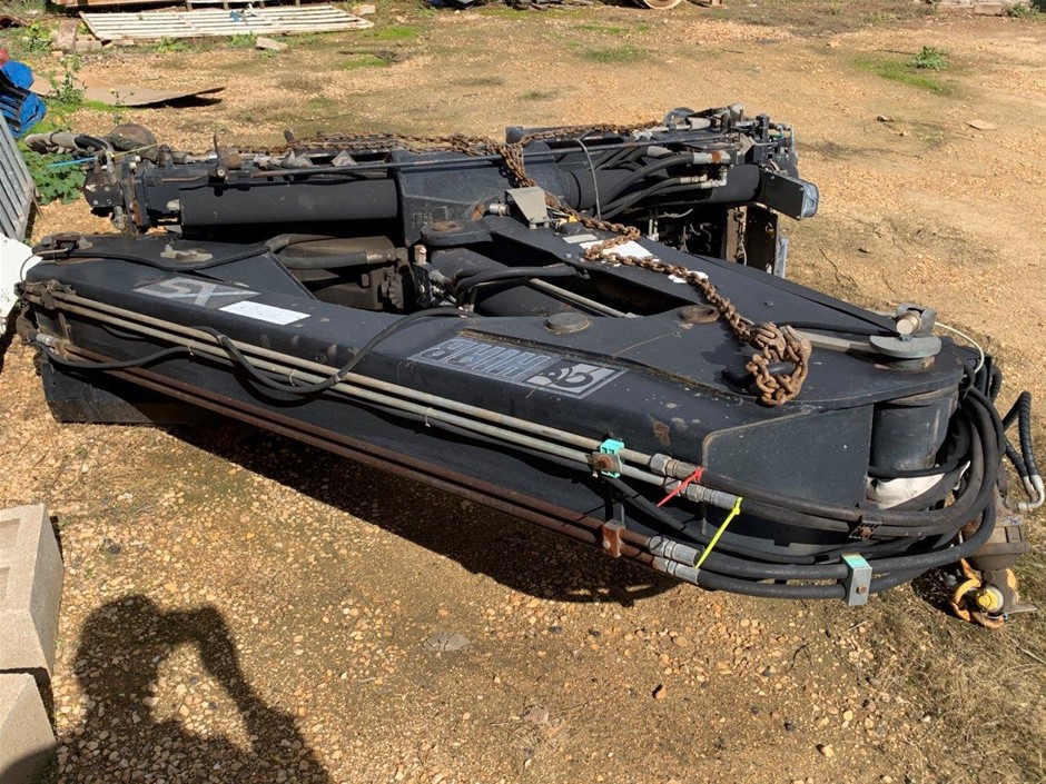 Yellow Gold Natural Amethyst /Natural White Topaz & Diamond Ring with Valua