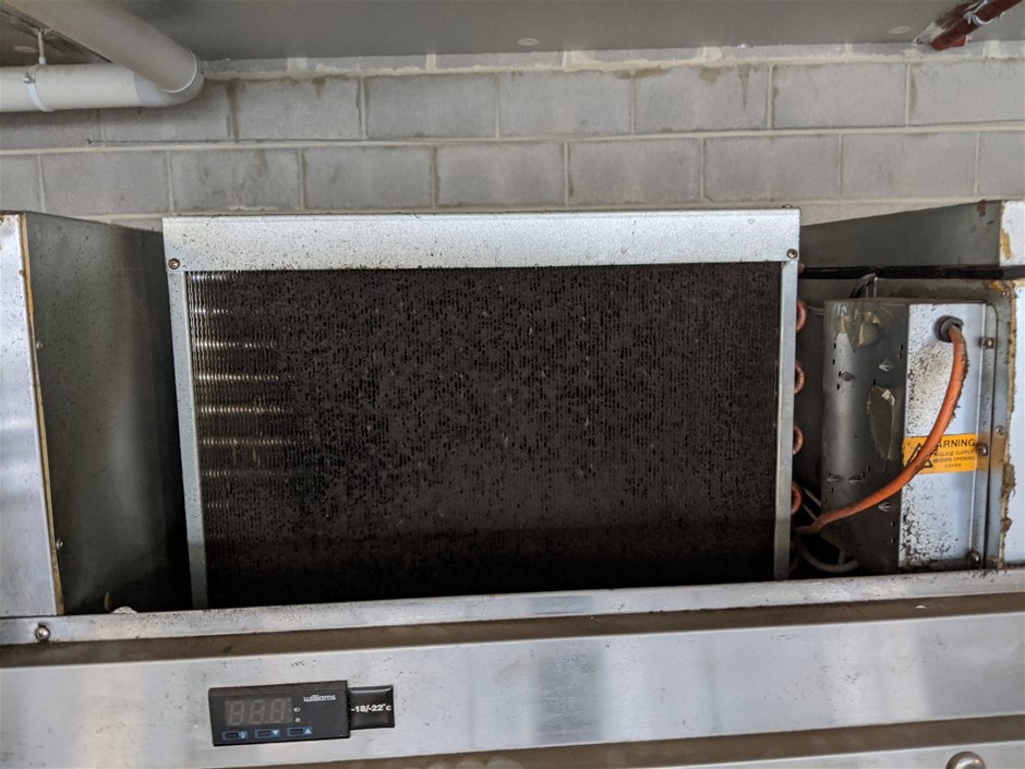 Single Cubicle Toilet Block (Unused)