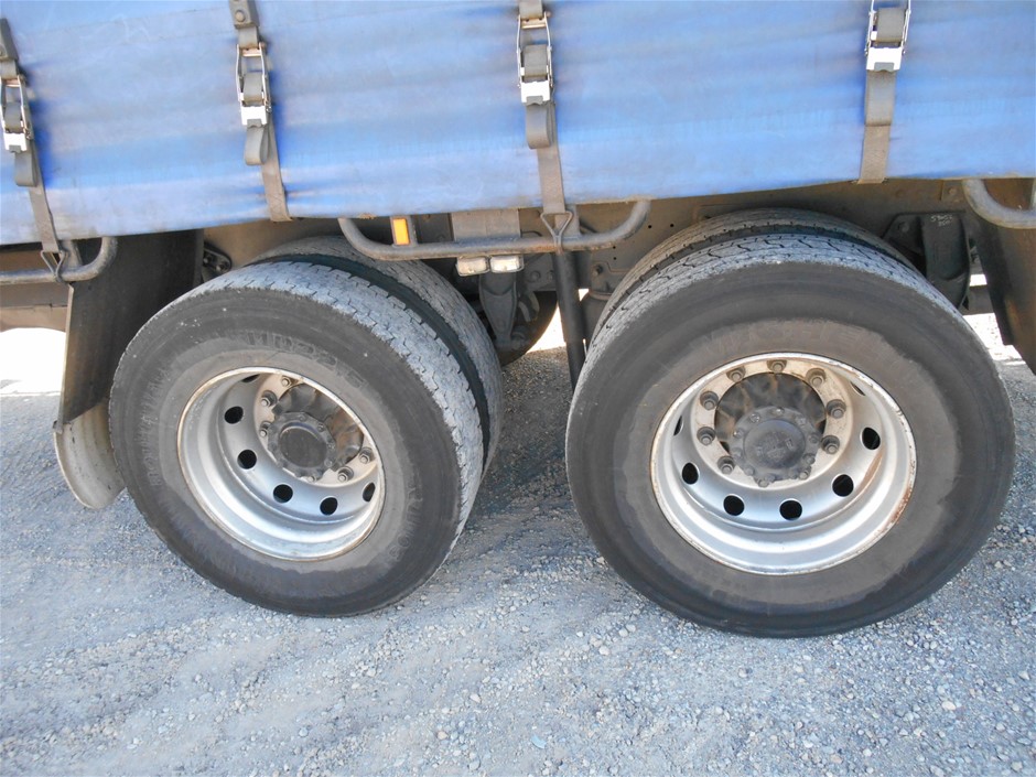 2 x SENSH Machinist Hammer 500g w/ Rubber Grip Fibreglass Handle.