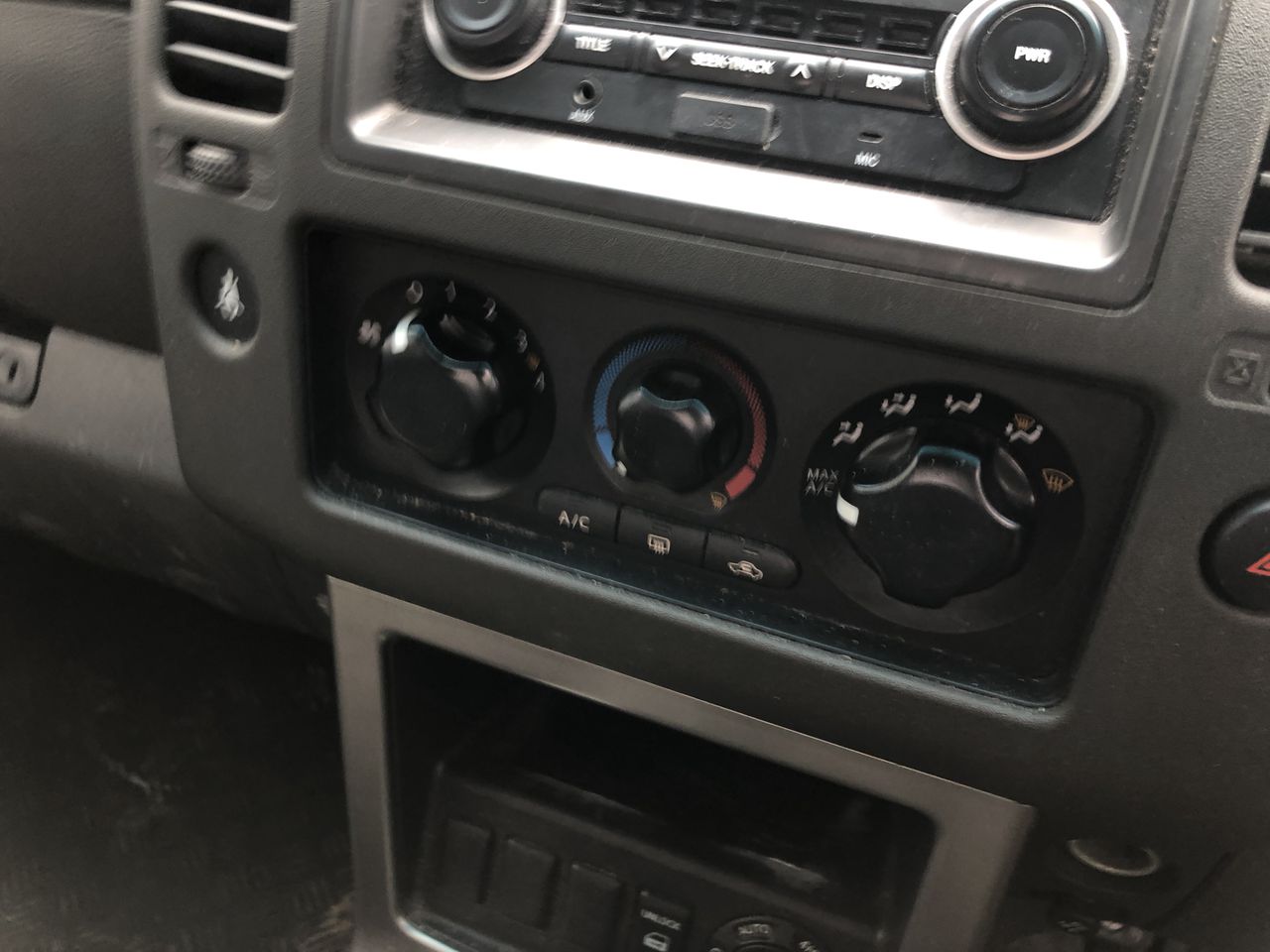 Pierre Delize Blanc De Blancs Brut NV (6x 750mL), France.