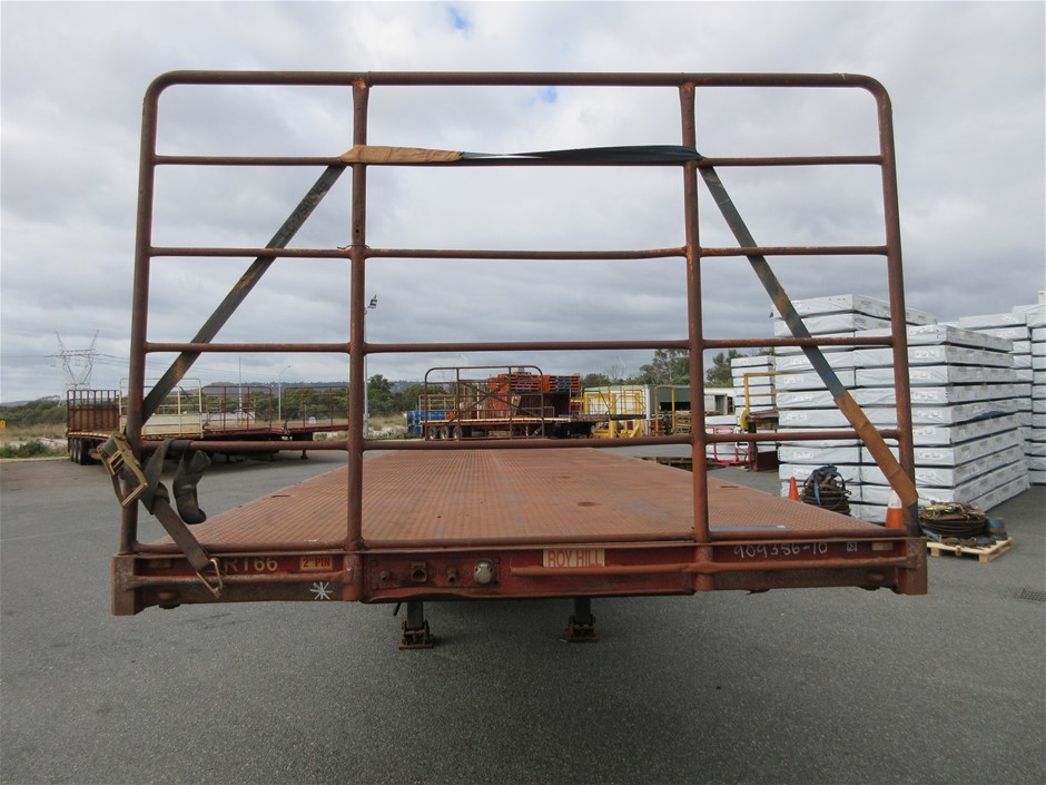 18K White Gold -Filled Clustered Chain Bracelet Simulated Diamonds - 22.8cm