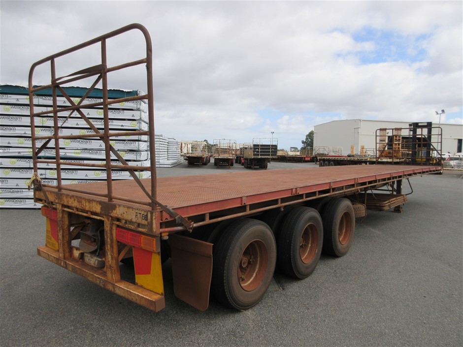 18k White Gold Filled, White Face Iced Out Diamond Quartz Wrist Watch