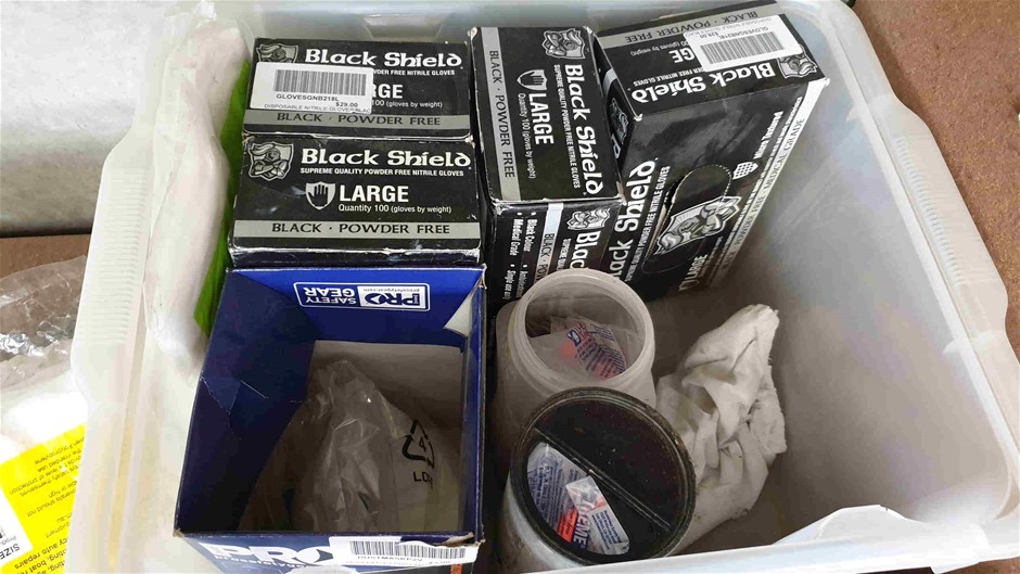 Dell Latitude 5580 Laptop i5 6200U 4GBRAM/500GB Black