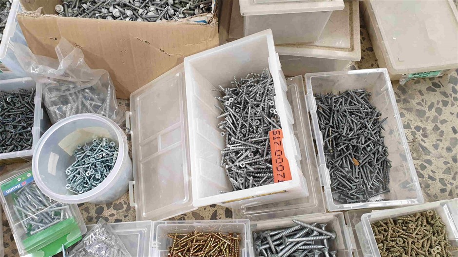 SWARF CONVEYOR/OIL TANK