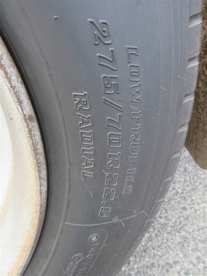 Mobile Metal Tool Cabinet