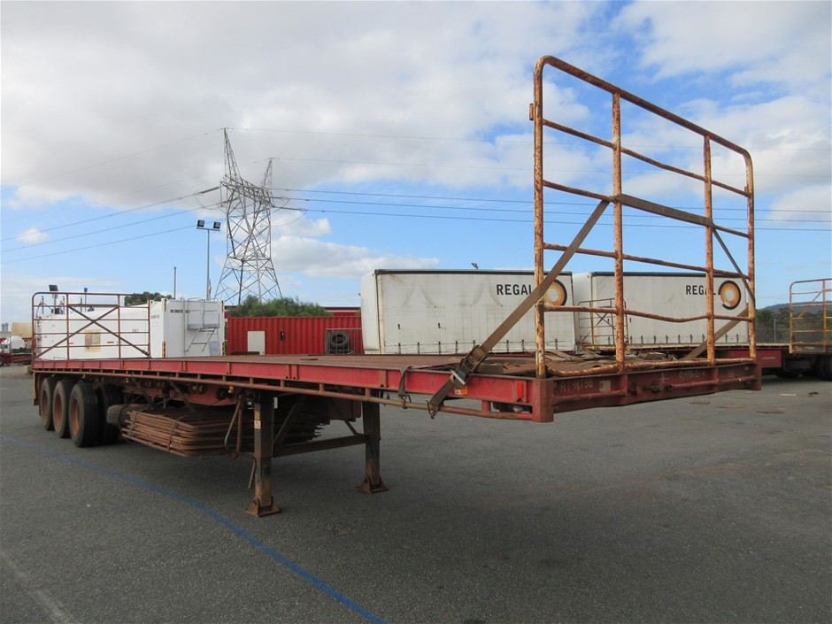 7-8mm & Blister Pearl with Gold Trimming Beaded Necklace