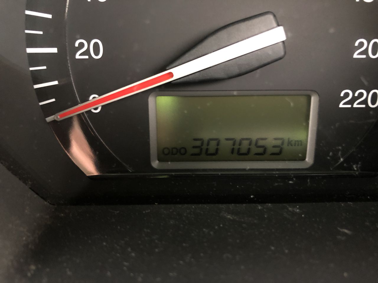 HOLYSMOKE The Larry Retro Bluetooth Speaker - Brown