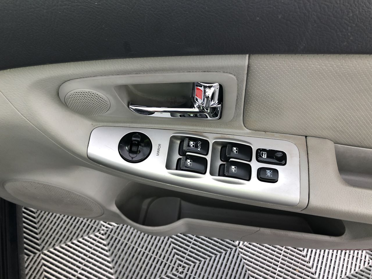 DESIGN TOSCANO Stretch Garden Pixies Statue