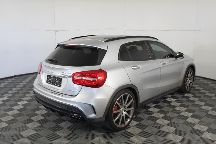 Vial full of Gold Leaf/Flake