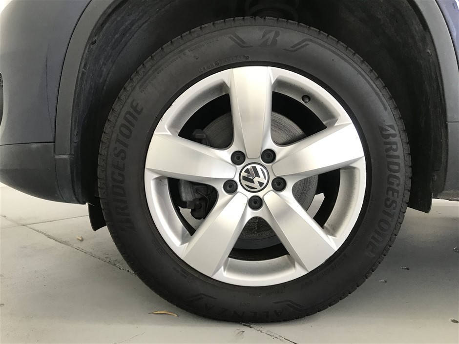 Tektronix 2715 Spectrum Analyzer