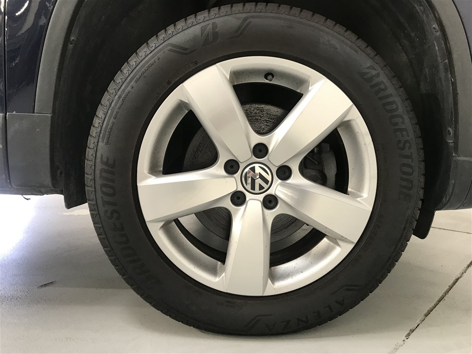 Tektronix 2715 Spectrum Analyzer