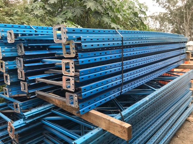 Green Agate & Swarovski® Austrian Crystal Gold Plated Pendant Necklace