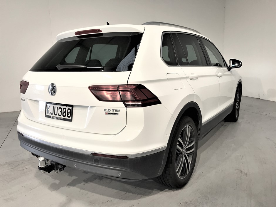 Round Rose Quartz & Letter 'G' Gold Plated with CZ  Bracelet