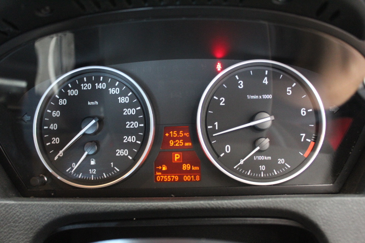 October 2011 LG 32LK330 LG 32LK330 LCD Screen