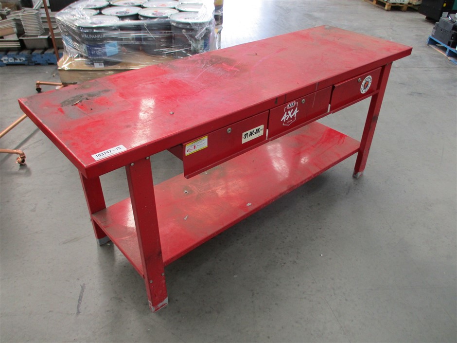 Circle of Friends Pink Moscato Slimline Cans NV (24x 250mL) Limestone Coast