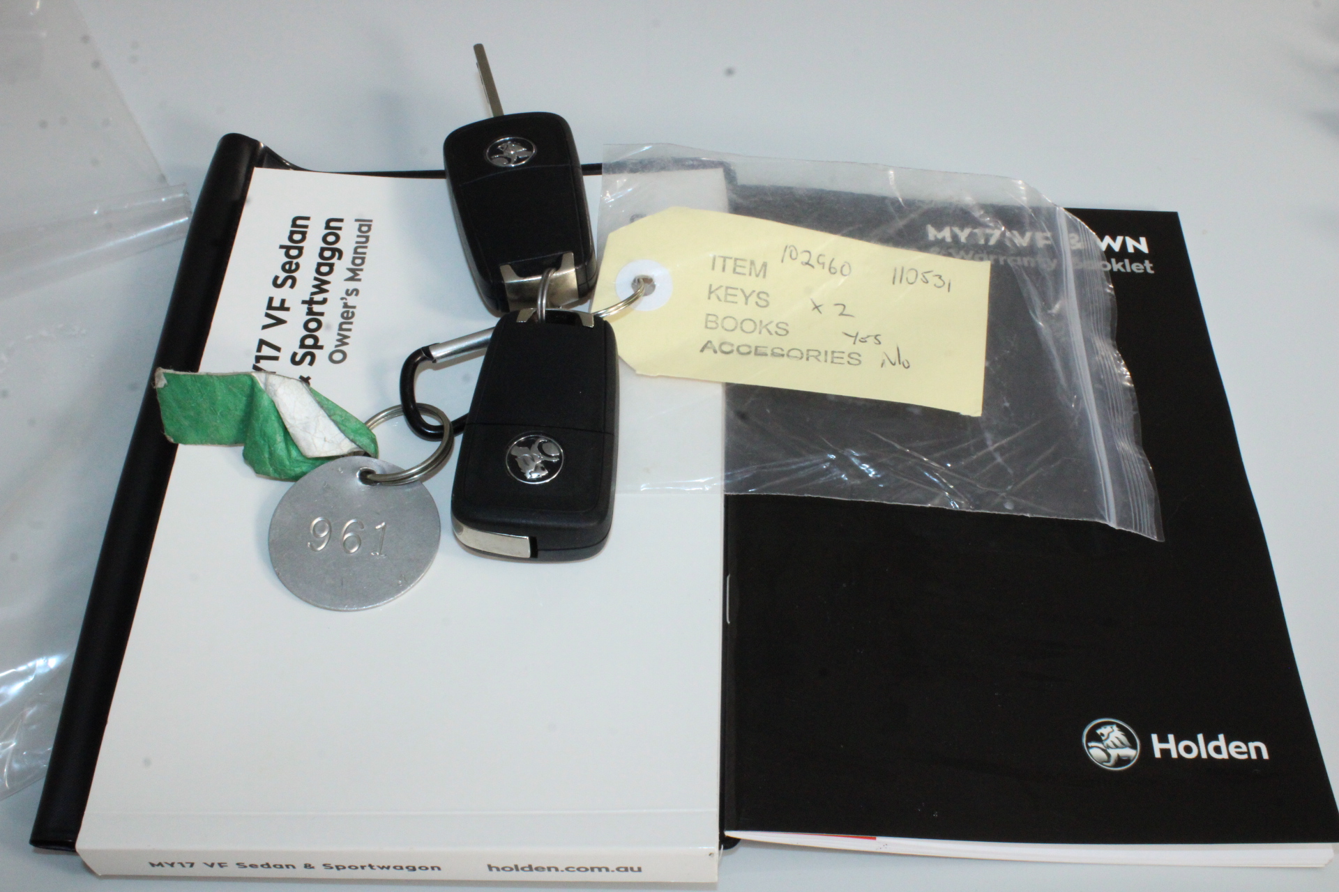 Fossil Tree Merlot 2022 (12x 750mL) SA