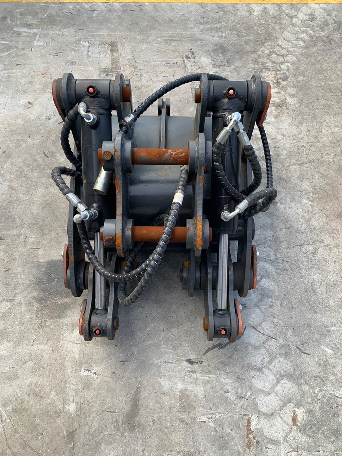 2013 Jeep Grand Cherokee Laredo (4x4) WK Automatic - 8 Speed Wagon