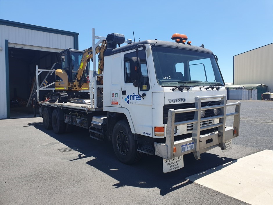 7-8mm Potato Shape Pearl with Real Platinum Plated Necklace
