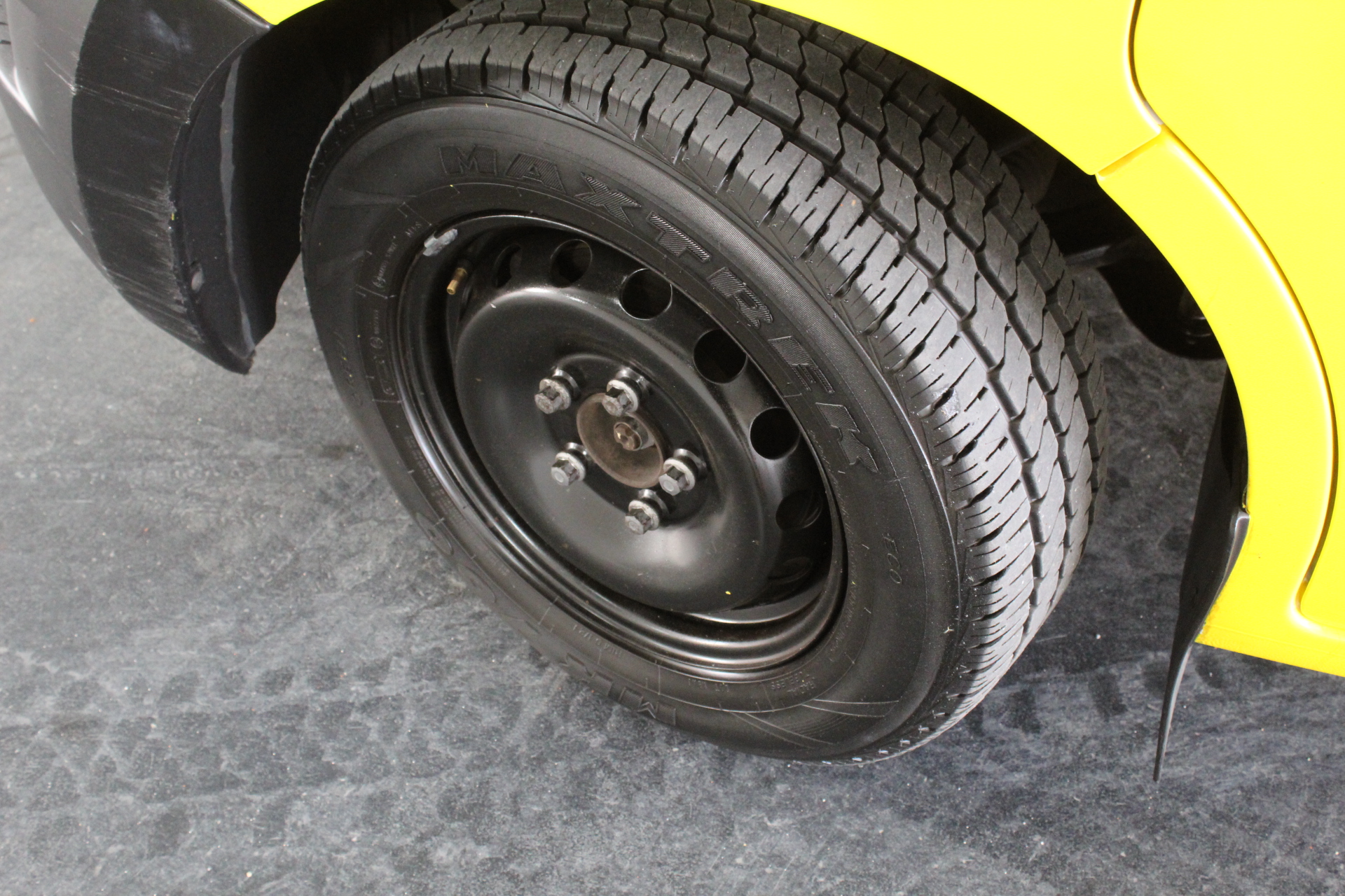 Gasmate AH206 TYPE Series Outdoor Gas Patio Heater x5 Heaters