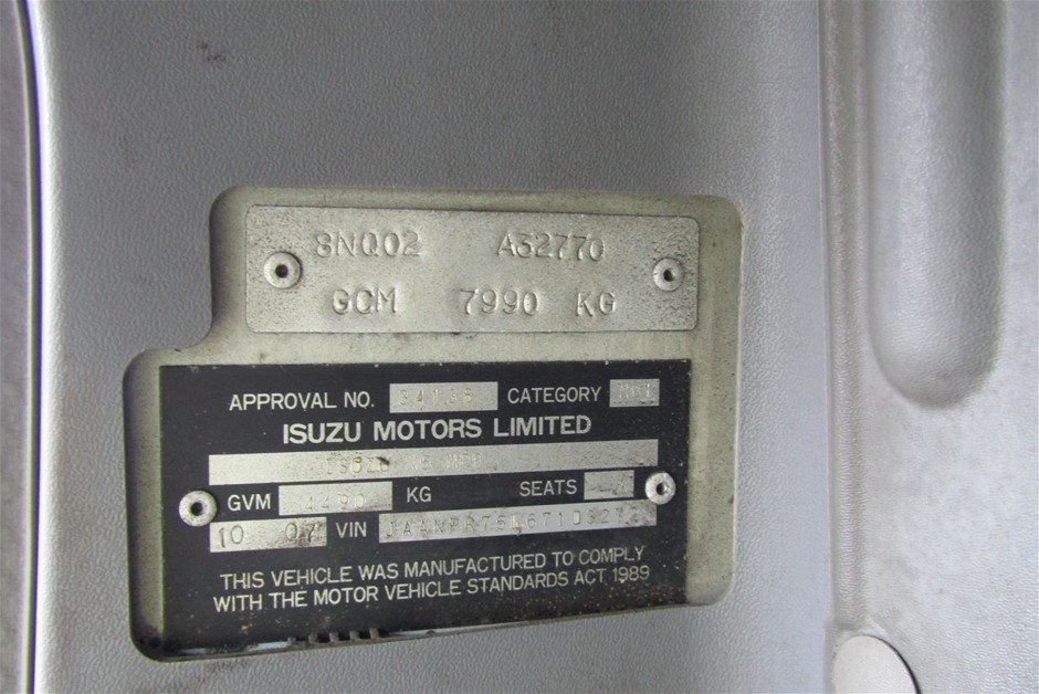 Wolf Blass Yellow Label Chardonnay (6x 750mL). SA