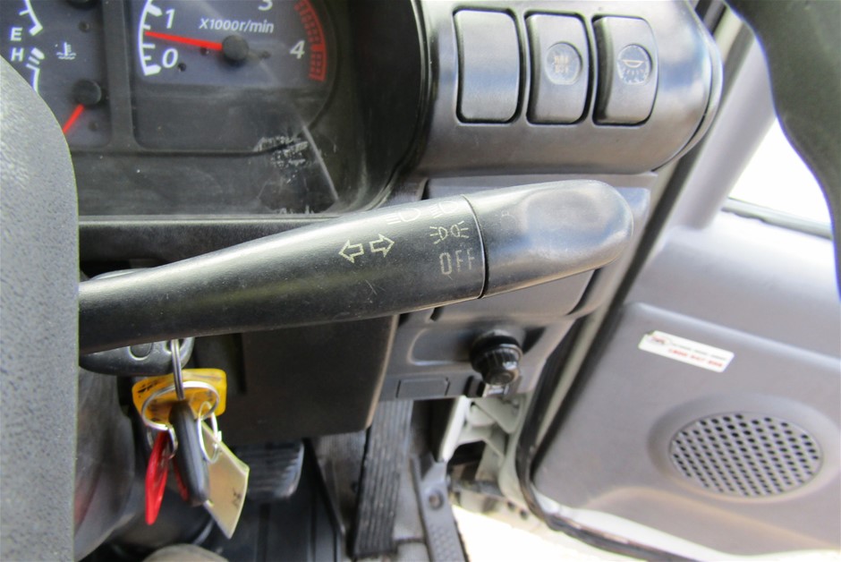 2008 Toyota Hilux (4x2) SR KUN16R Turbo Diesel Manual Dual Cab