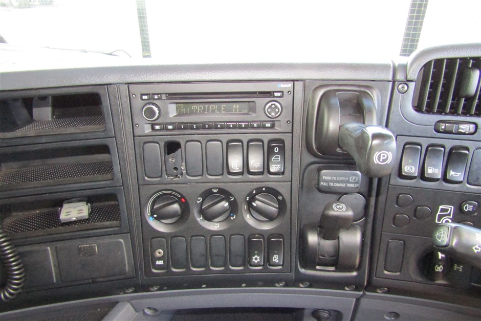 2 Monkeys Semillon Sauvignon Blanc 2025 (12x 750mL) SEA