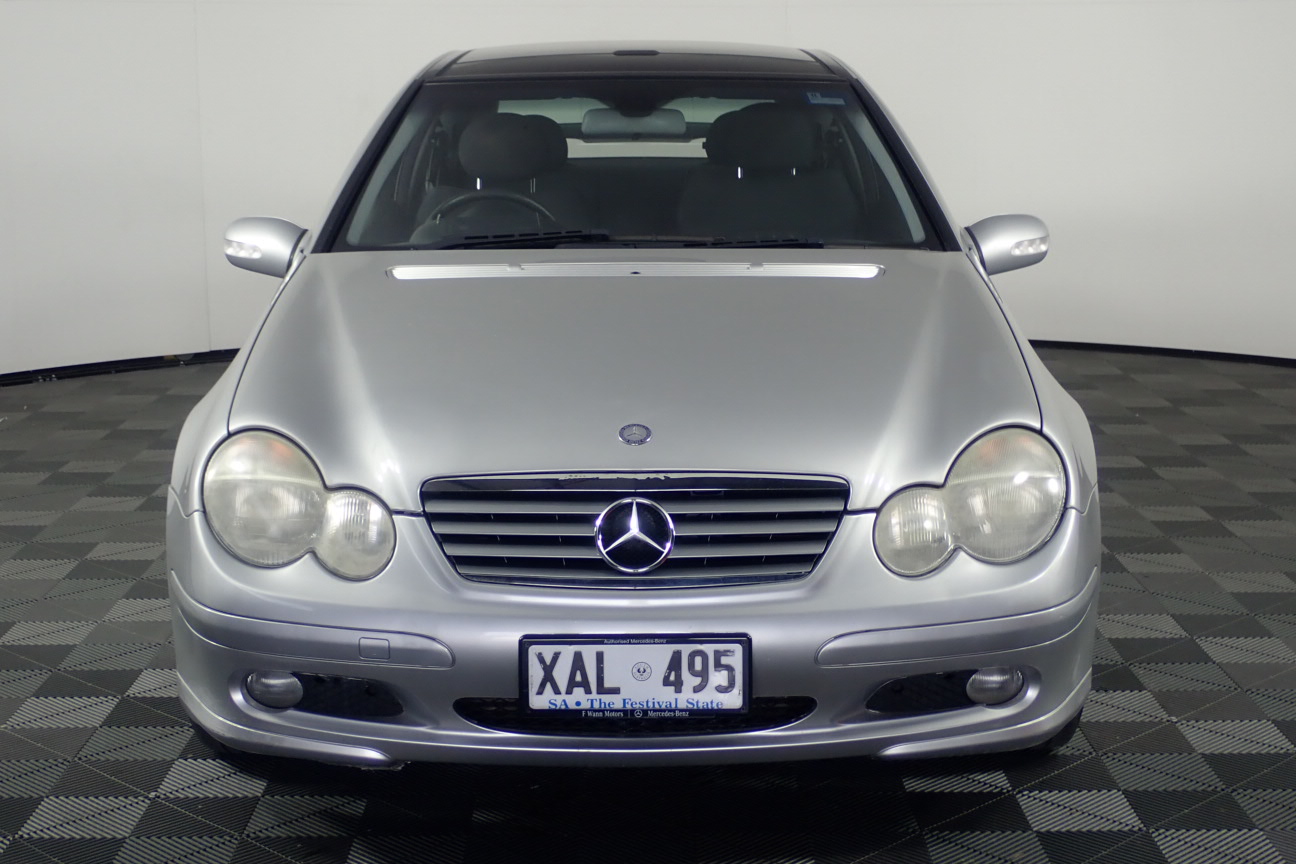 Rawson's Retreat Cabernet Sauvignon (6x 750mL).