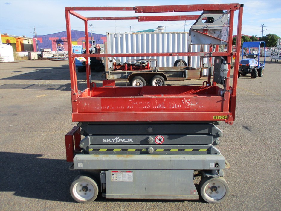 Silver-Filled Cuban Link Chain Bracelet, 4MM Wide - 20.3cm