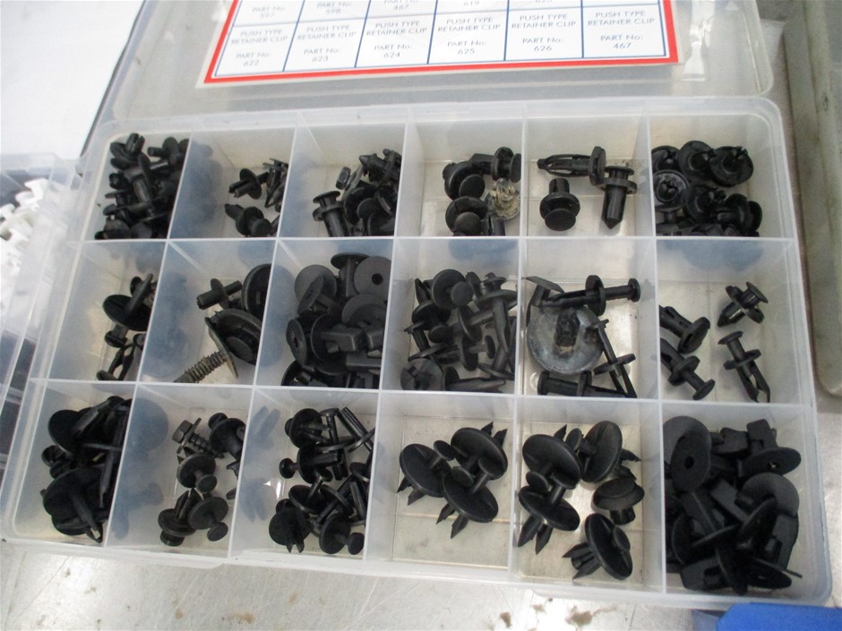 18K White Gold-Filled Cuban Link Ring with Simulated Diamonds - Size 10