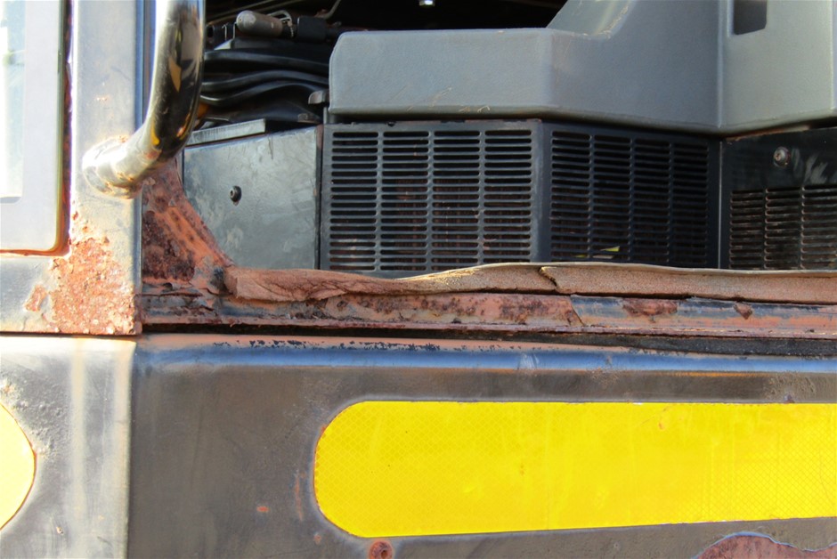 0.8ct Oval Cut GRA Certified Moissanite 925 Sterling Silver Ring - Size 8