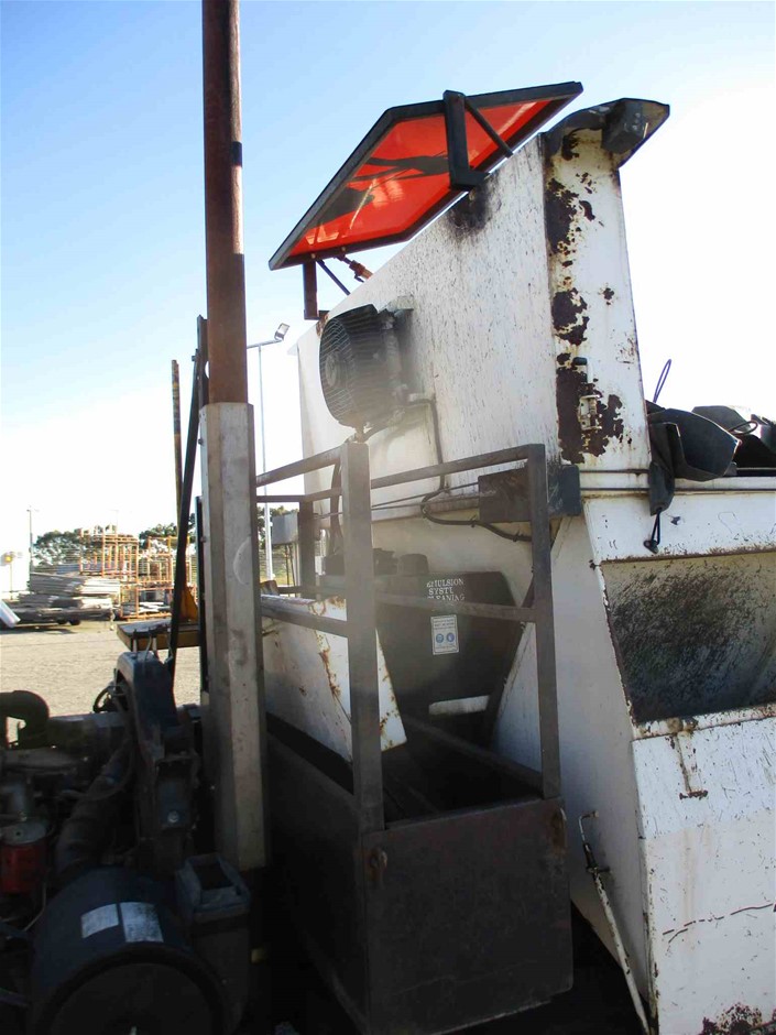 18K White Gold-Filled Cuban Style Link Ring with Simulated Diamonds