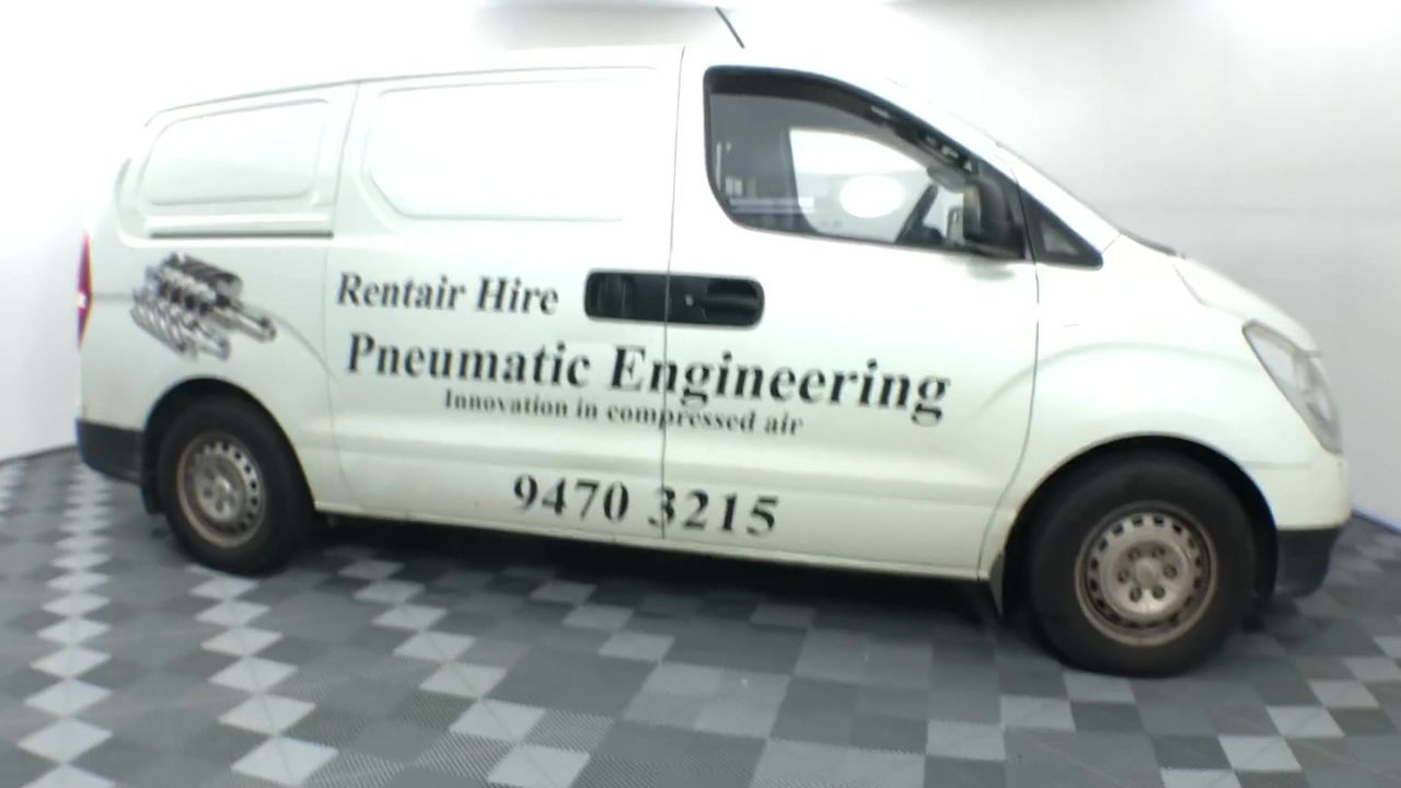 ZINUS Van Double Bed Frame 40cm Metal Bed Base, Steel Slat Mattress Support