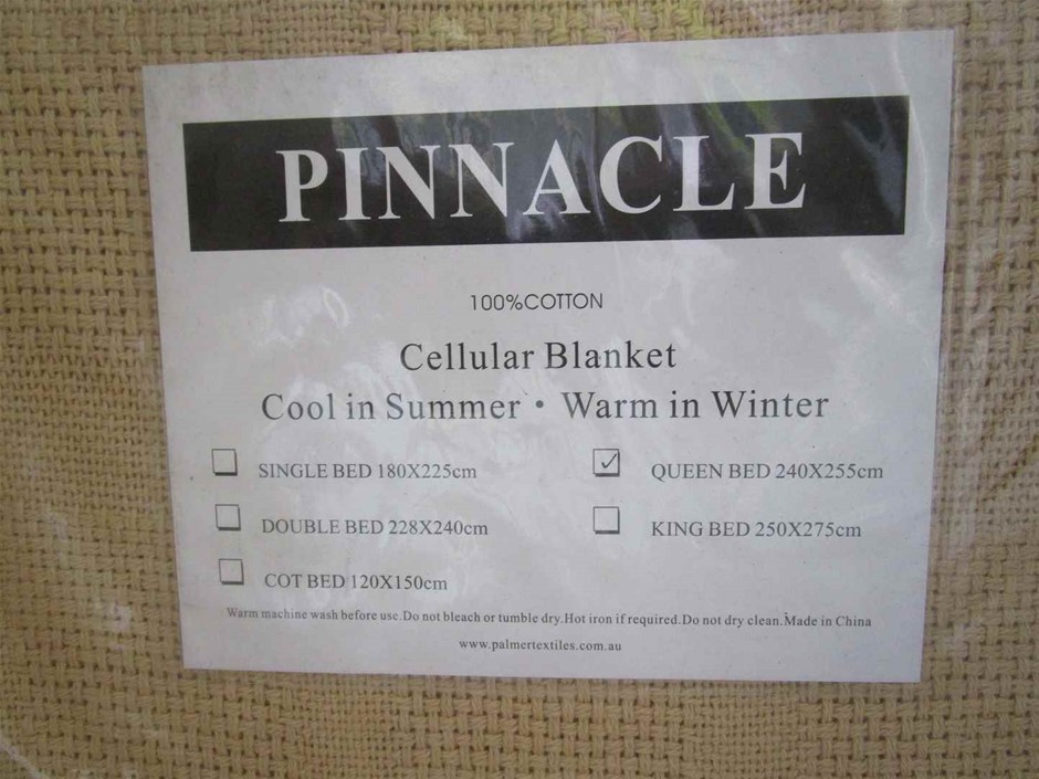 Waterproof  Watch Barrel Shaped Transparent Quartz Watch Popular