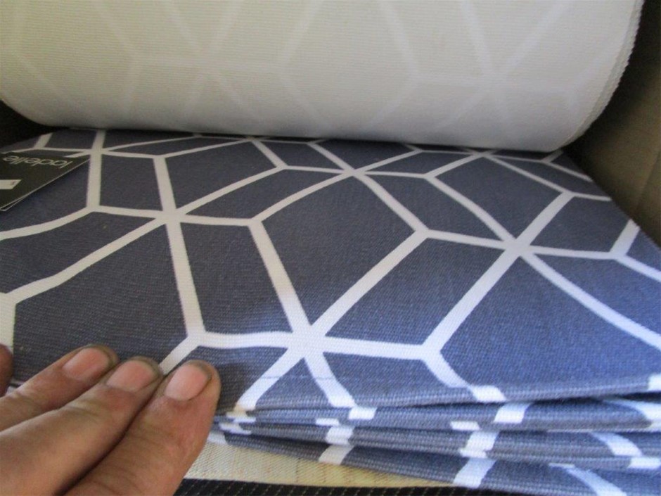 Quantity of 1 20.5-25 Earthmoving Tyre (Unused)