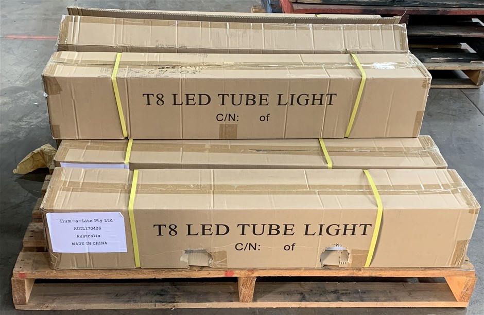 9K Yellow GOLD SMALL OVAL LOCKET