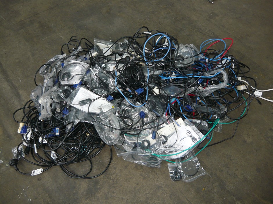 9K Yellow Gold 0.10ct HI I1 DIAMOND BEZEL PENDANT