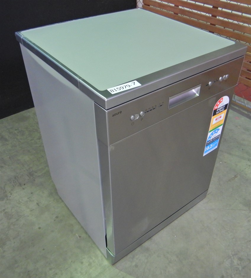 9K YELLOW GOLD LONDON BRACELETUE TOPAZ BAGUETTE NECKLACE 45cm